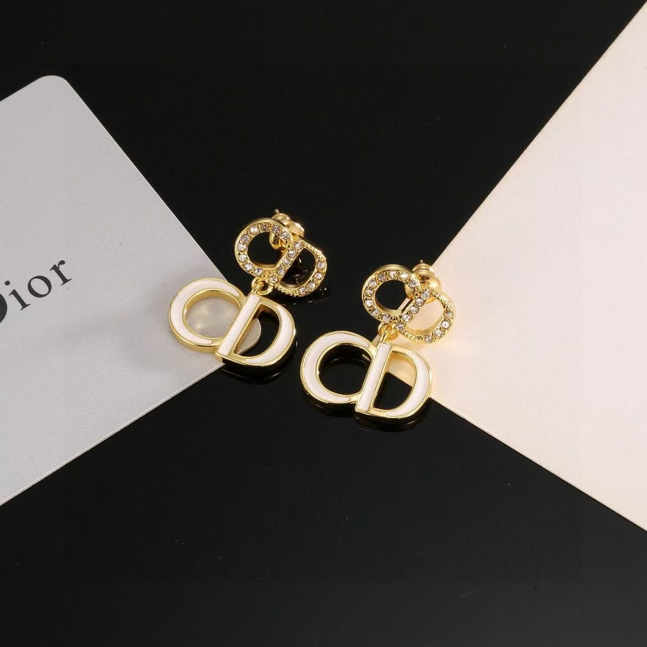 [Sprite Jewelry]Gold CD Letter Stud Earrings