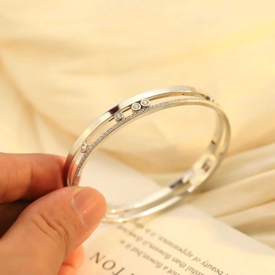 [Sprite Jewelry]Move Romane Diamond Bangle Bracelet
