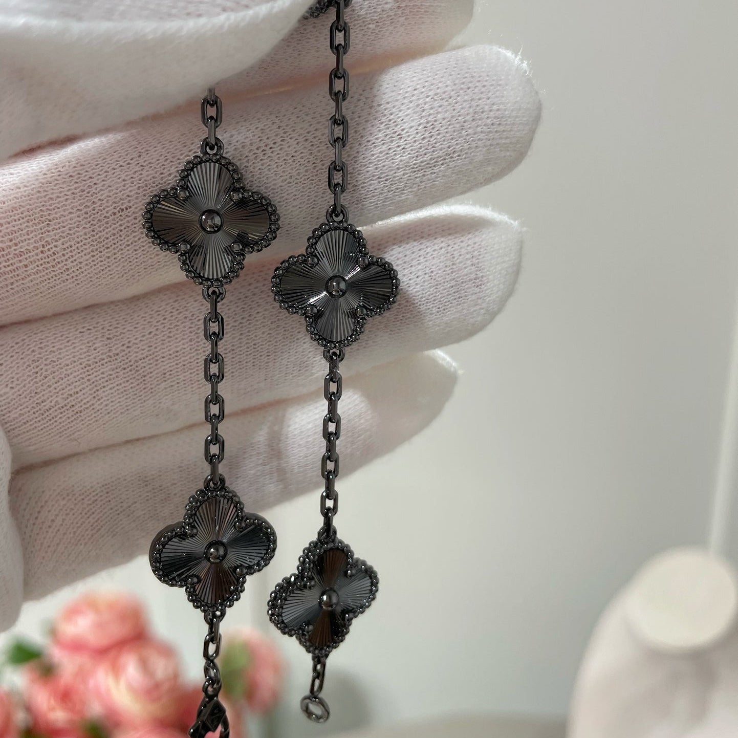 [Sprite Jewelry]New CLOVER 5 MOTIF BLACK BRACELET