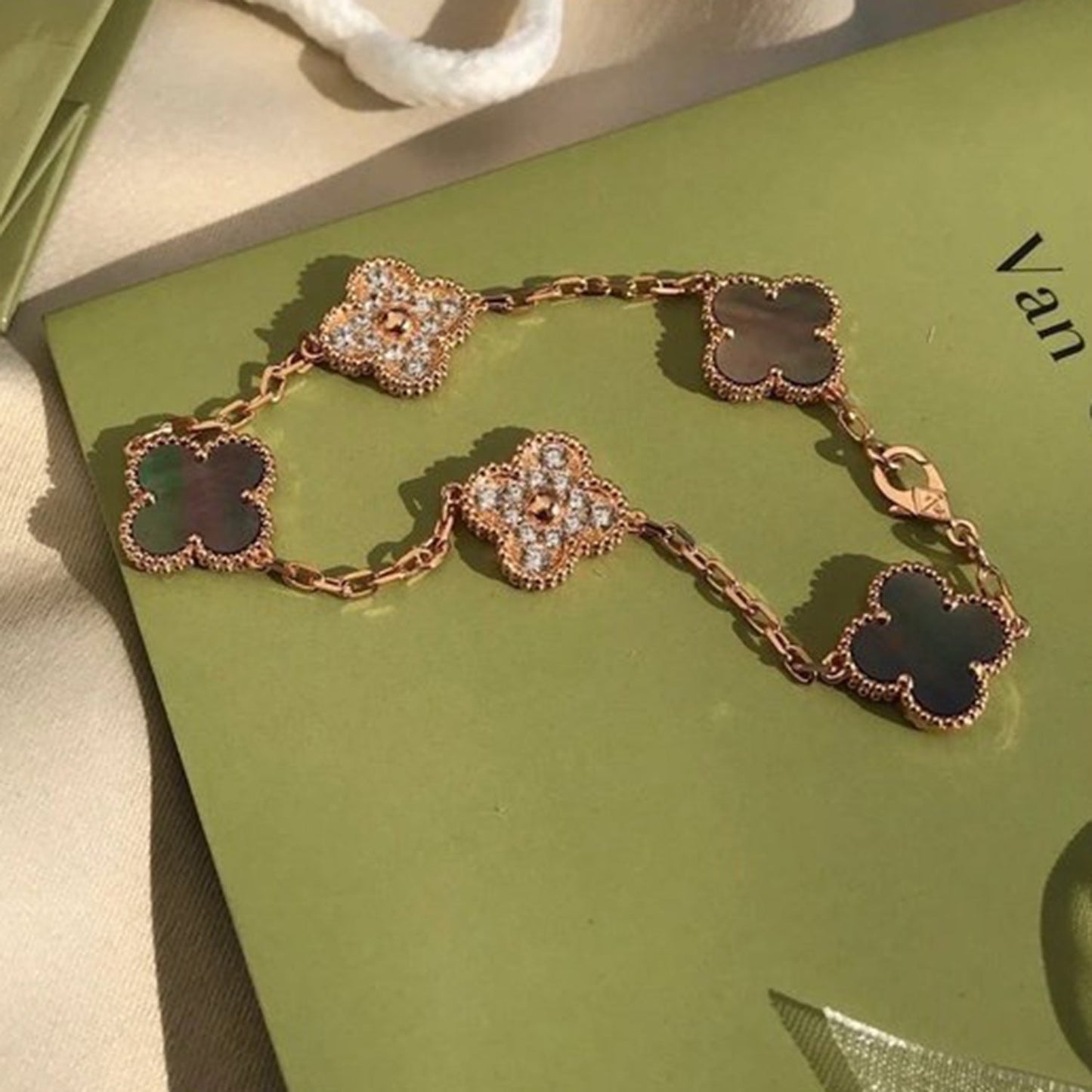 [Sprite Jewelry]New CLOVER 5 MOTIF GRAY MOP BRACELET COLLECTION