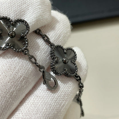 [Sprite Jewelry]New CLOVER 5 MOTIF BLACK BRACELET