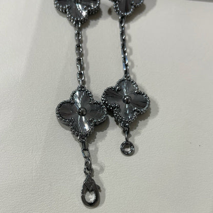 [Sprite Jewelry]New CLOVER 5 MOTIF BLACK BRACELET