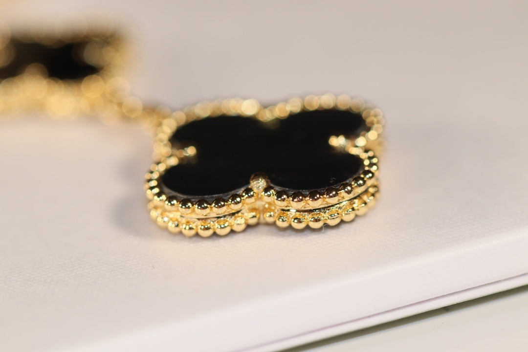 ¡®Sprite Jewelry¡¯CLOVER EARRINGS GOLD ONYX MOP 3 MOTIF