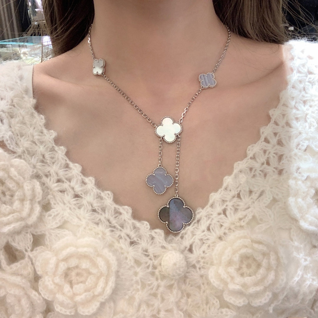 ¡®Sprite Jewelry¡¯CLOVER MOP CHALCEDONY NECKLACE SILVER 6 MOTIF