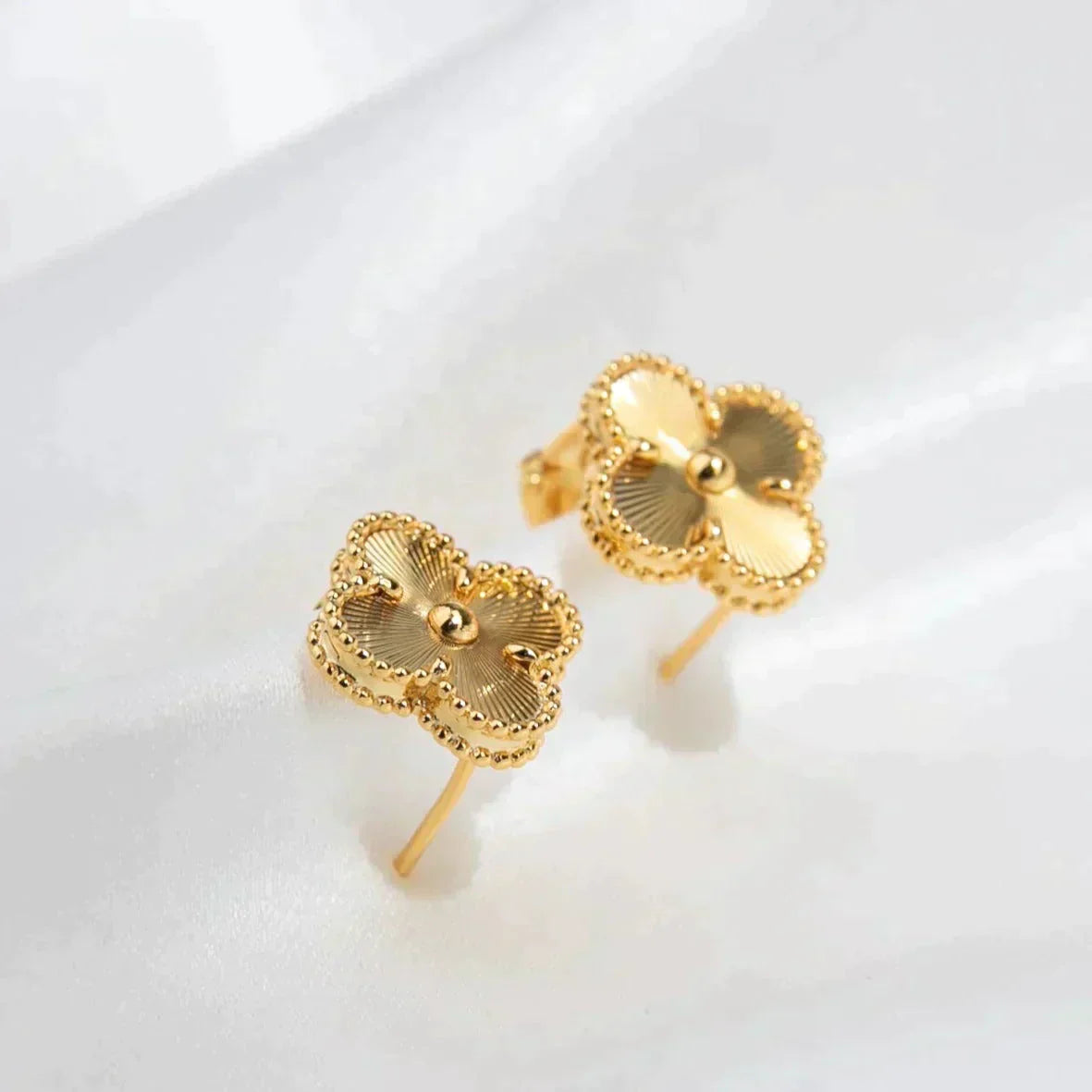 ¡®Sprite Jewelry¡¯CLOVER MEDIUM 1 MOTIFS LASER EARRINGS