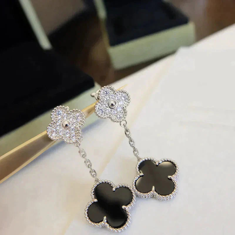 ¡®Sprite Jewelry¡¯CLOVER 2 MOTIFS  DIAMOND ONYX EARRINGS SILVER