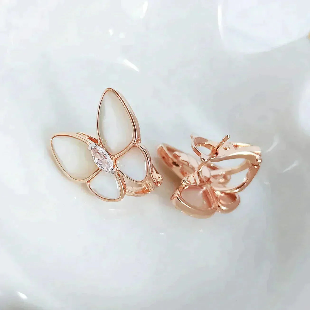 ¡®Sprite Jewelry¡¯BUTTERFLY MOP DIAMOND EARRINGS
