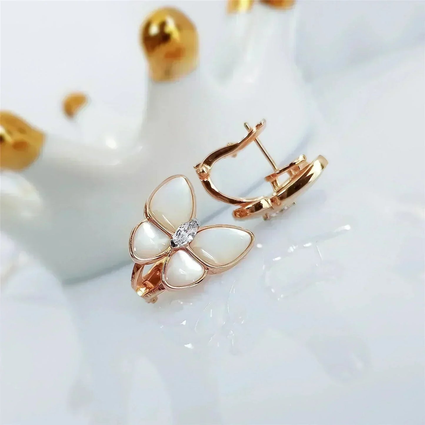 ¡®Sprite Jewelry¡¯BUTTERFLY MOP DIAMOND EARRINGS