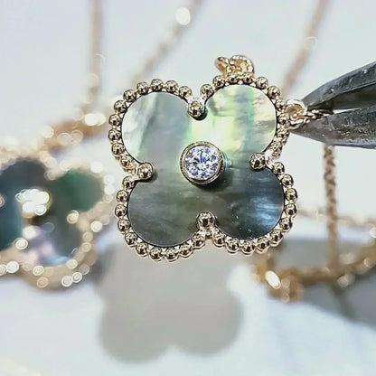 ¡®Sprite Jewelry¡¯CLOVER 15MM DIAMOND AND MOTHER-OF-GREY NECKLACE