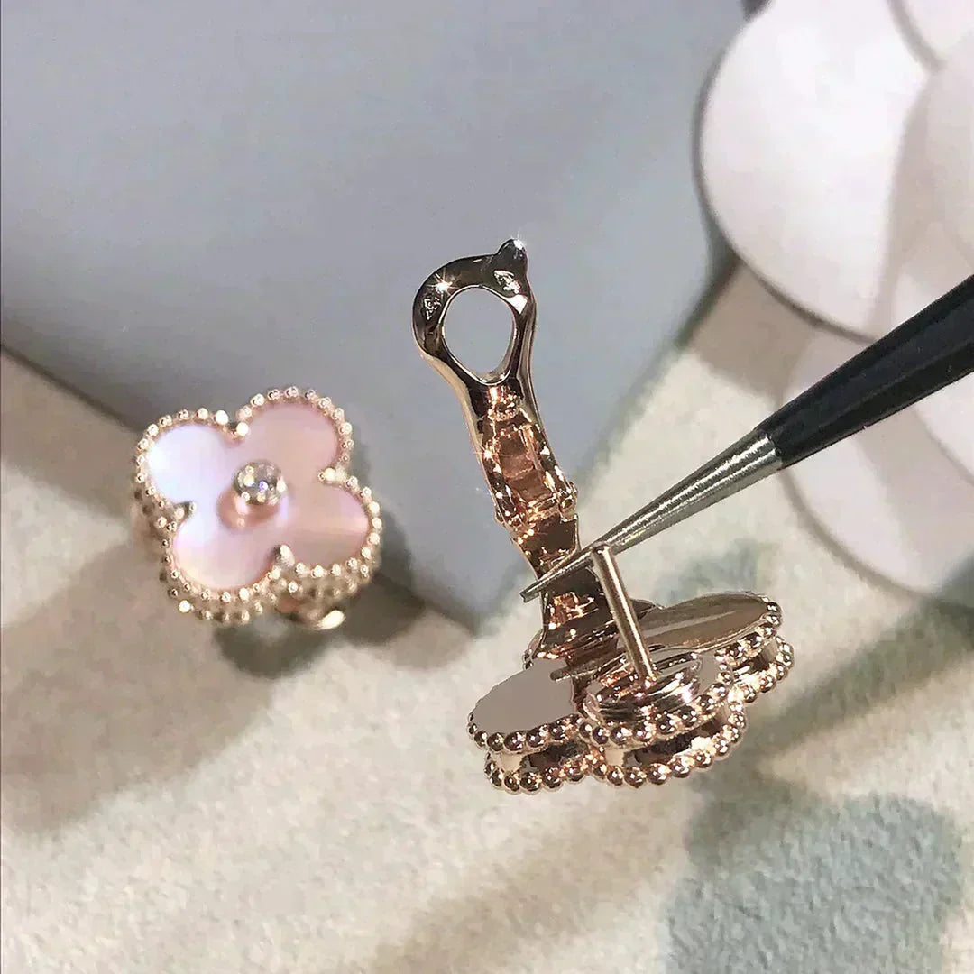 ¡®Sprite Jewelry¡¯CLOVER MEDIUM 1 MOTIFS  PINK MOP DIAMOND EARRINGS