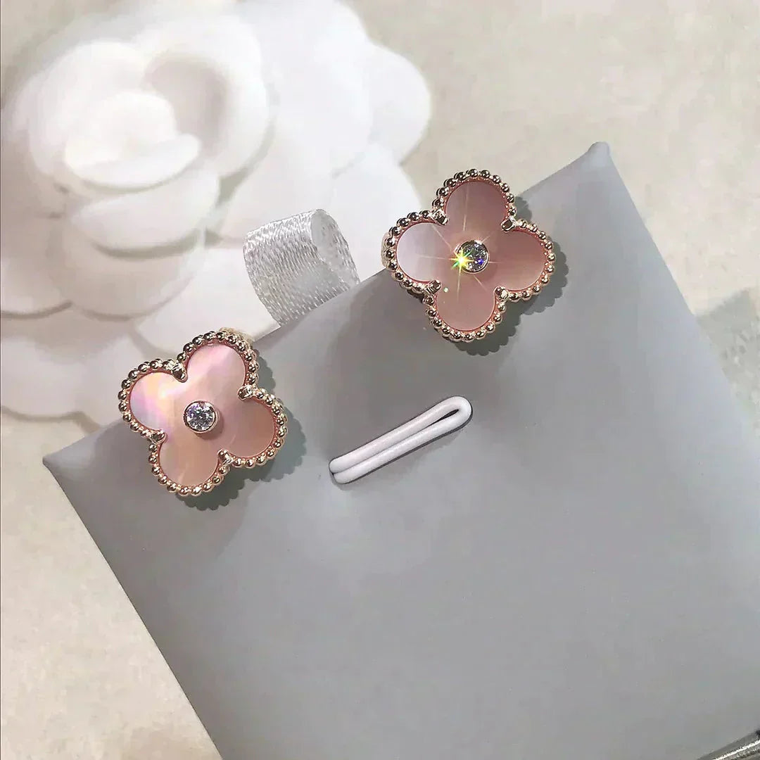 ¡®Sprite Jewelry¡¯CLOVER MEDIUM 1 MOTIFS  PINK MOP DIAMOND EARRINGS