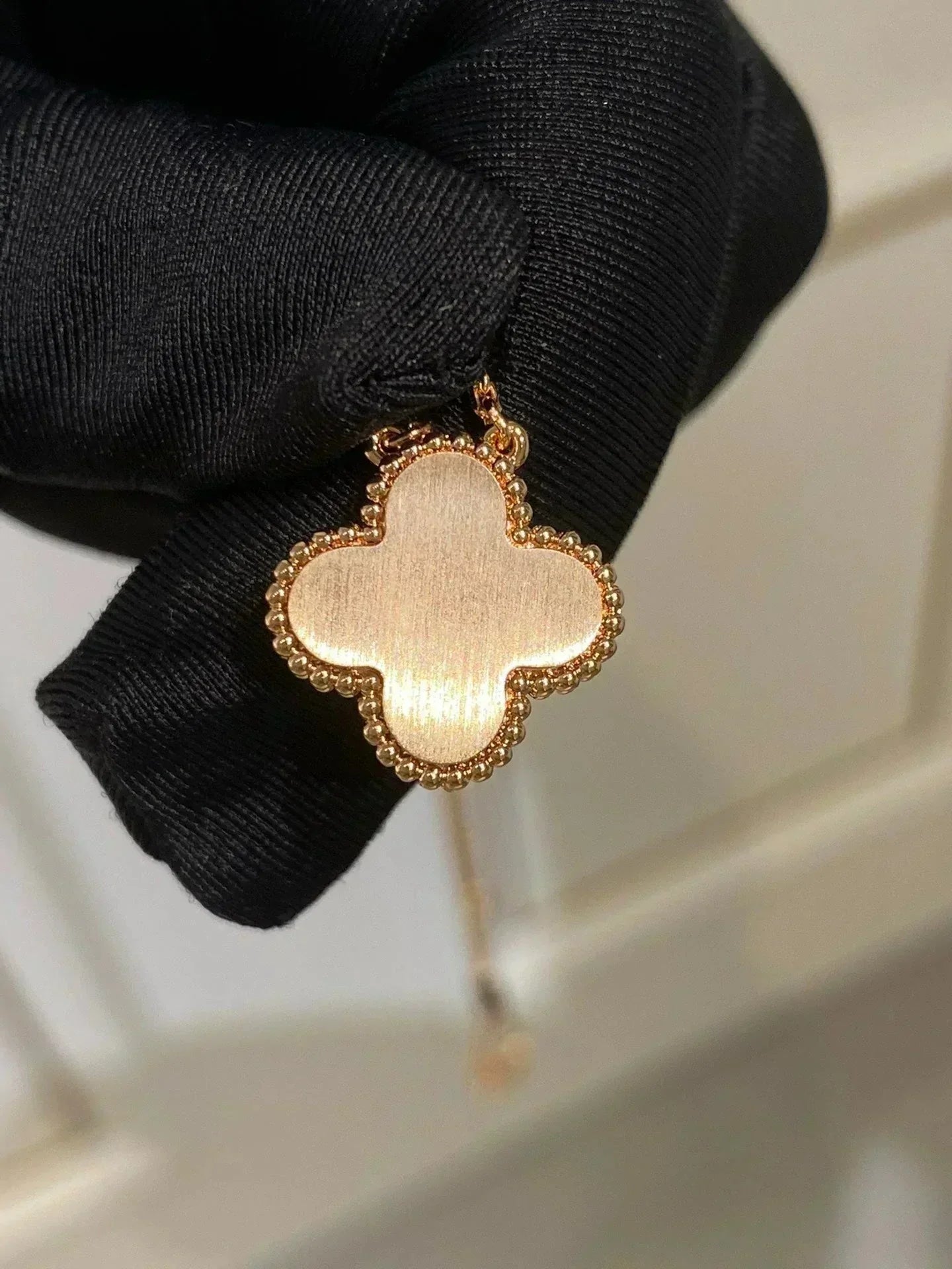 ¡®Sprite Jewelry¡¯CLOVER 15MM DIAMOND RHODONITE NECKLACE