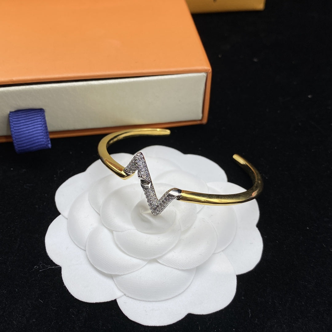 ¡®Sprite Jewelry¡¯VOLTE UPSITE DOWN DIAMOND GOLD OPEN BRACELET