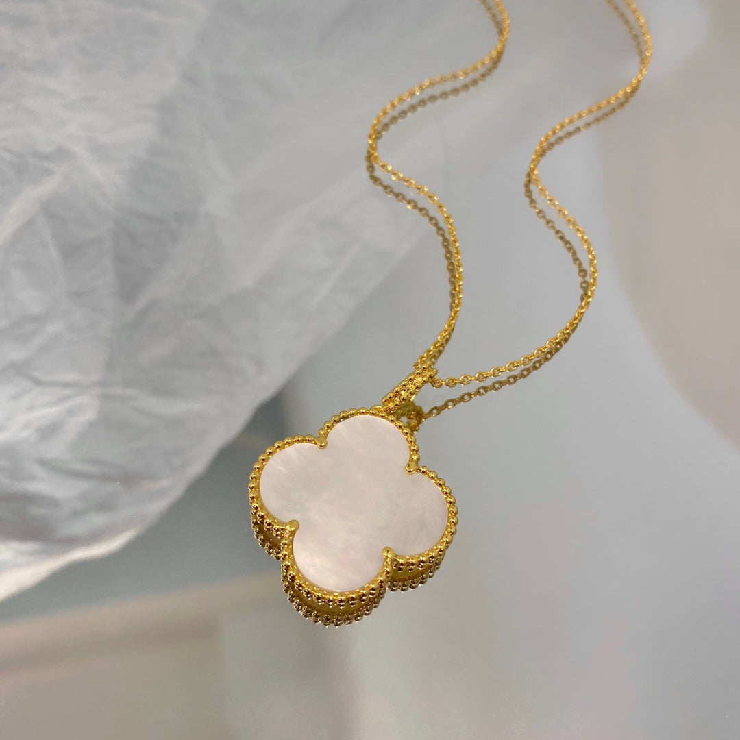 ¡®Sprite Jewelry¡¯CLOVER 25MM MOP LARGE PENDANT NECKLACE