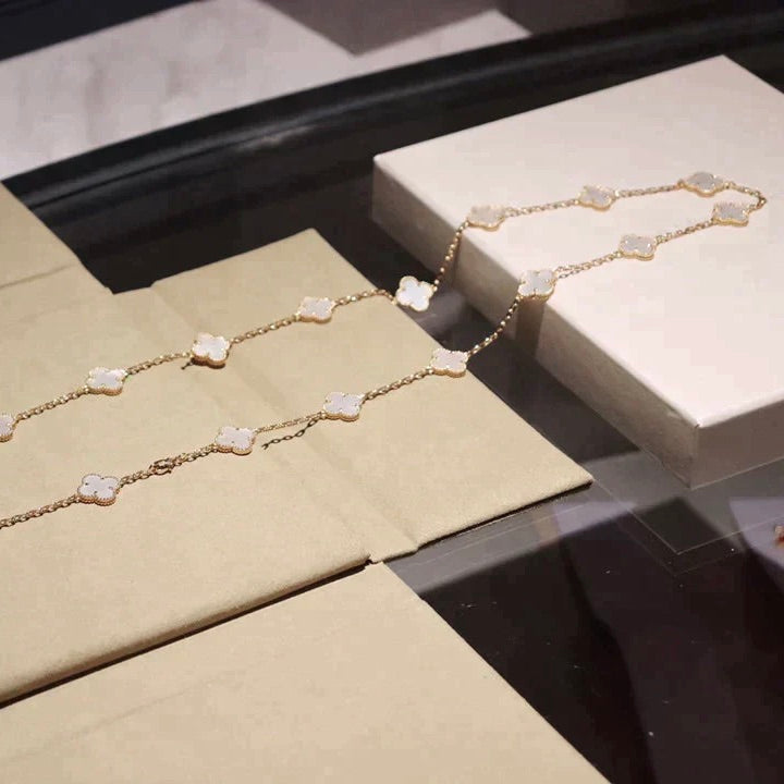 ¡®Sprite Jewelry¡¯CLOVER 20 MOTIFS WHITE MOP NECKLACE