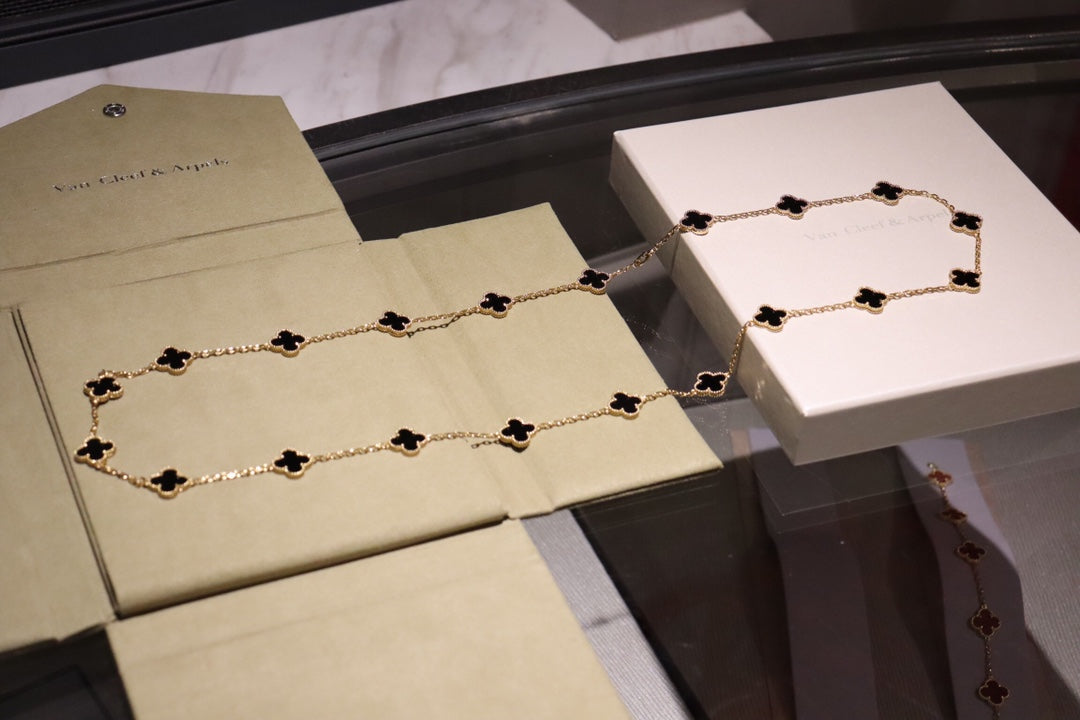 ¡®Sprite Jewelry¡¯CLOVER 20 MOTIFS ONYX ROSE GOLD