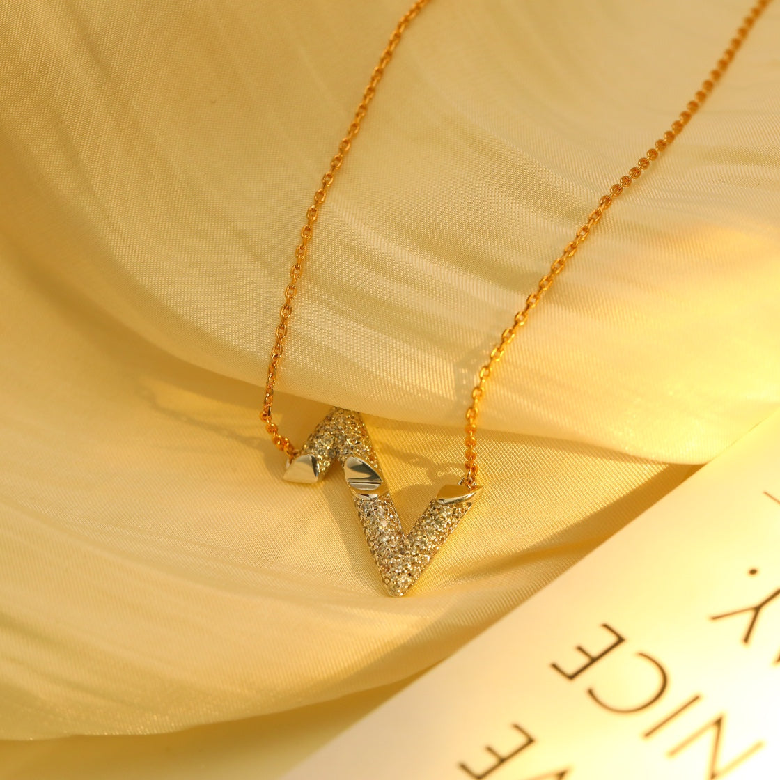 ¡®Sprite Jewelry¡¯VOLT SILVER DIAMOND PEDANT NECKLACE