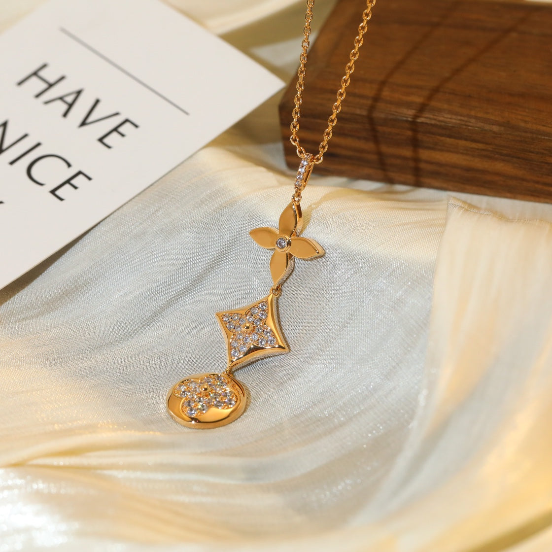¡®Sprite Jewelry¡¯STAR AND SUN DIAMOND PINK GOLD NECKLACE