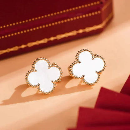 ¡®Sprite Jewelry¡¯CLOVER MEDIUM 1 MOTIFS  WHITE MOP STUD EARRINGS