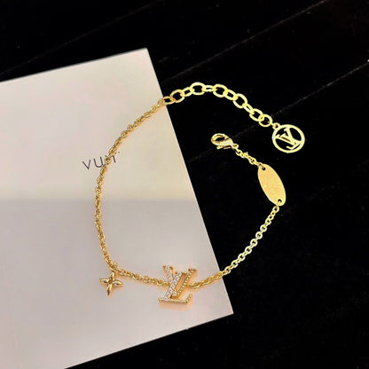 ¡®Sprite Jewelry¡¯LOGO STAR MOTIF GOLD BRACELET