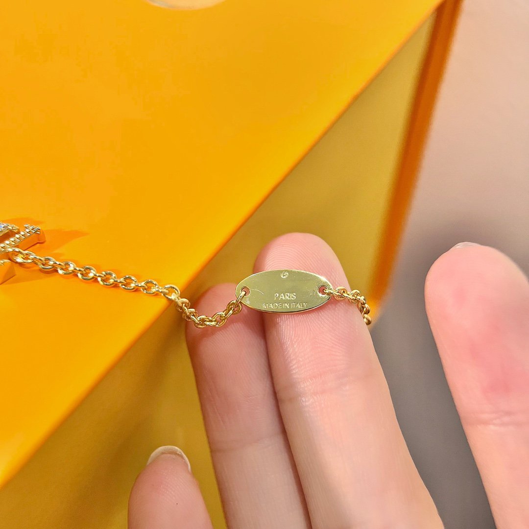 ¡®Sprite Jewelry¡¯LOGO STAR MOTIF GOLD BRACELET