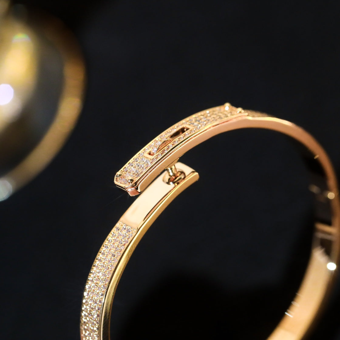 [Sprite Jewelry]Kelly Diamond-Set Bracelet with Moissanite