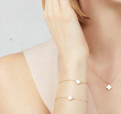 ¡®Sprite Jewelry¡¯CLOVER MINI 9.5MM WHITE MOTHER-OF-PEARL NECKLACE