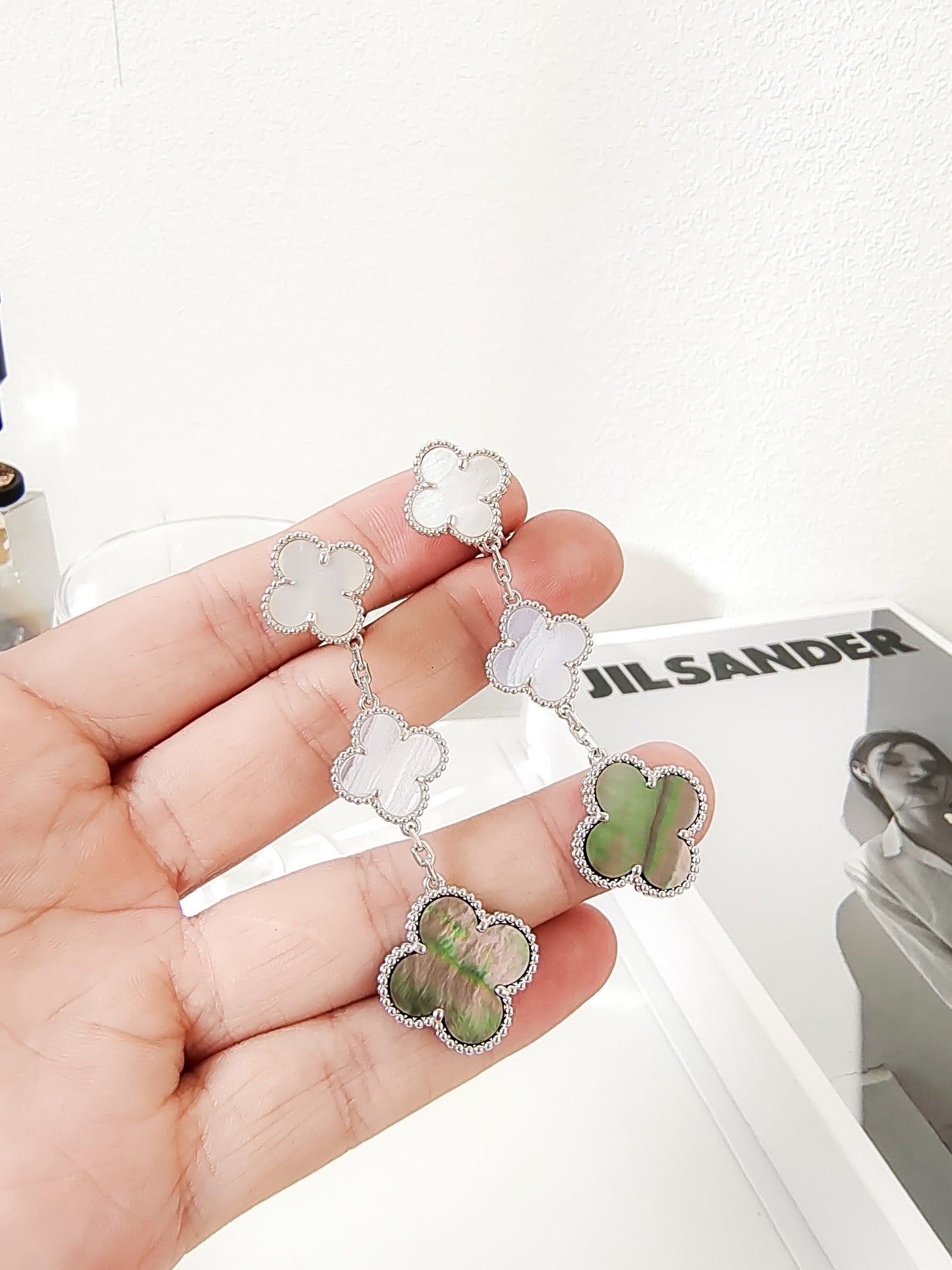 ¡®Sprite Jewelry¡¯CLOVER 3 MOTIFS CHALCEDONY DARK MOP SILVER EARRINGS