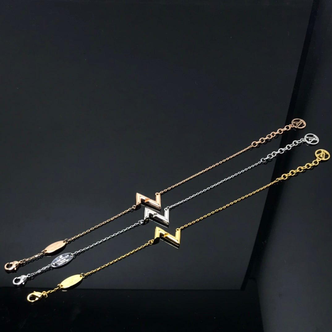 ¡®Sprite Jewelry¡¯VOLT LV LOGO BRACELET