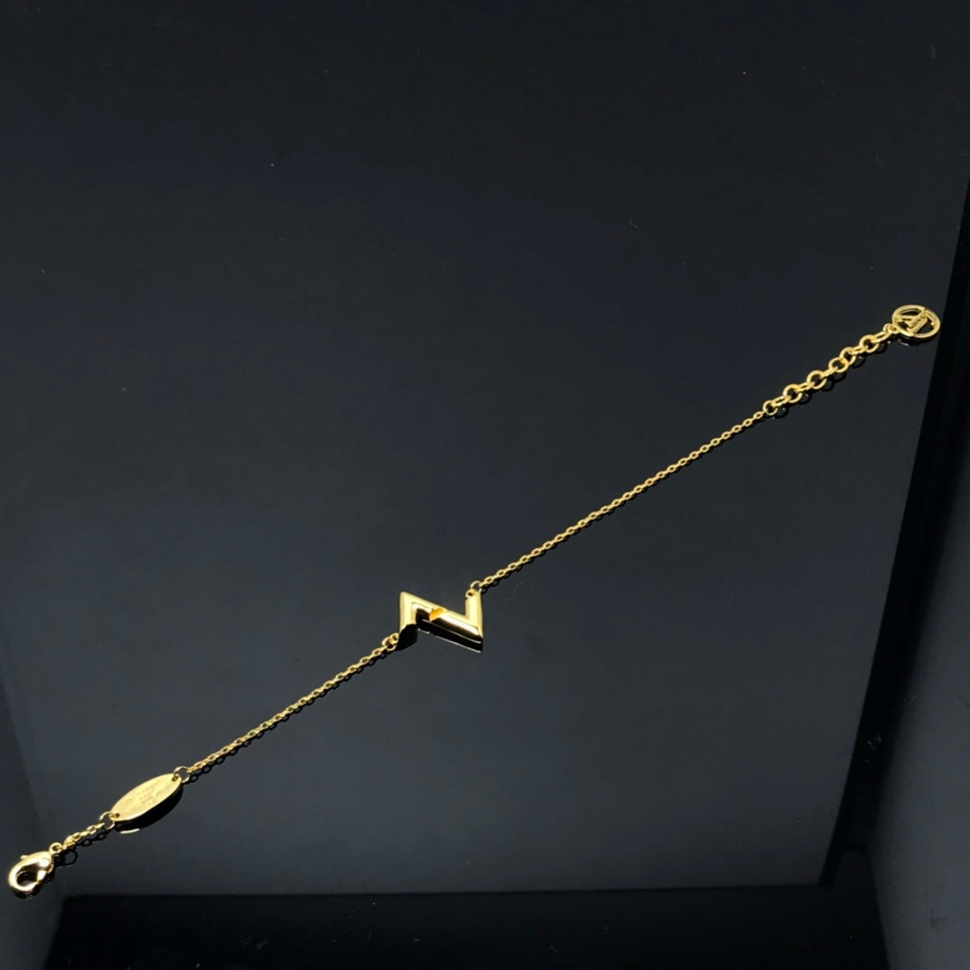 ¡®Sprite Jewelry¡¯VOLT LV LOGO BRACELET
