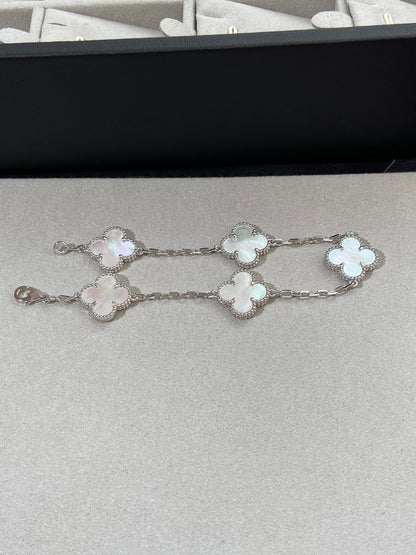 [Sprite Jewelry]New CLOVER WHITE PEARL MOP 5 MOTIF BRACELET COLLECTION