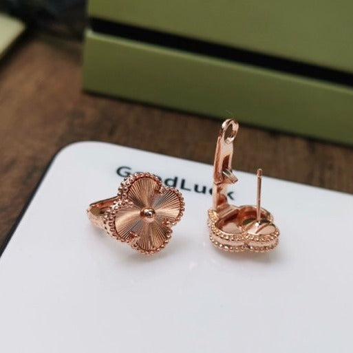 ¡®Sprite Jewelry¡¯CLOVER MEDIUM STUD EARRINGS
