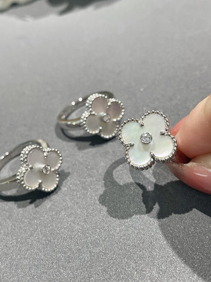 ¡®Sprite Jewelry¡¯CLOVER SILVER MOP DIAMOND RING