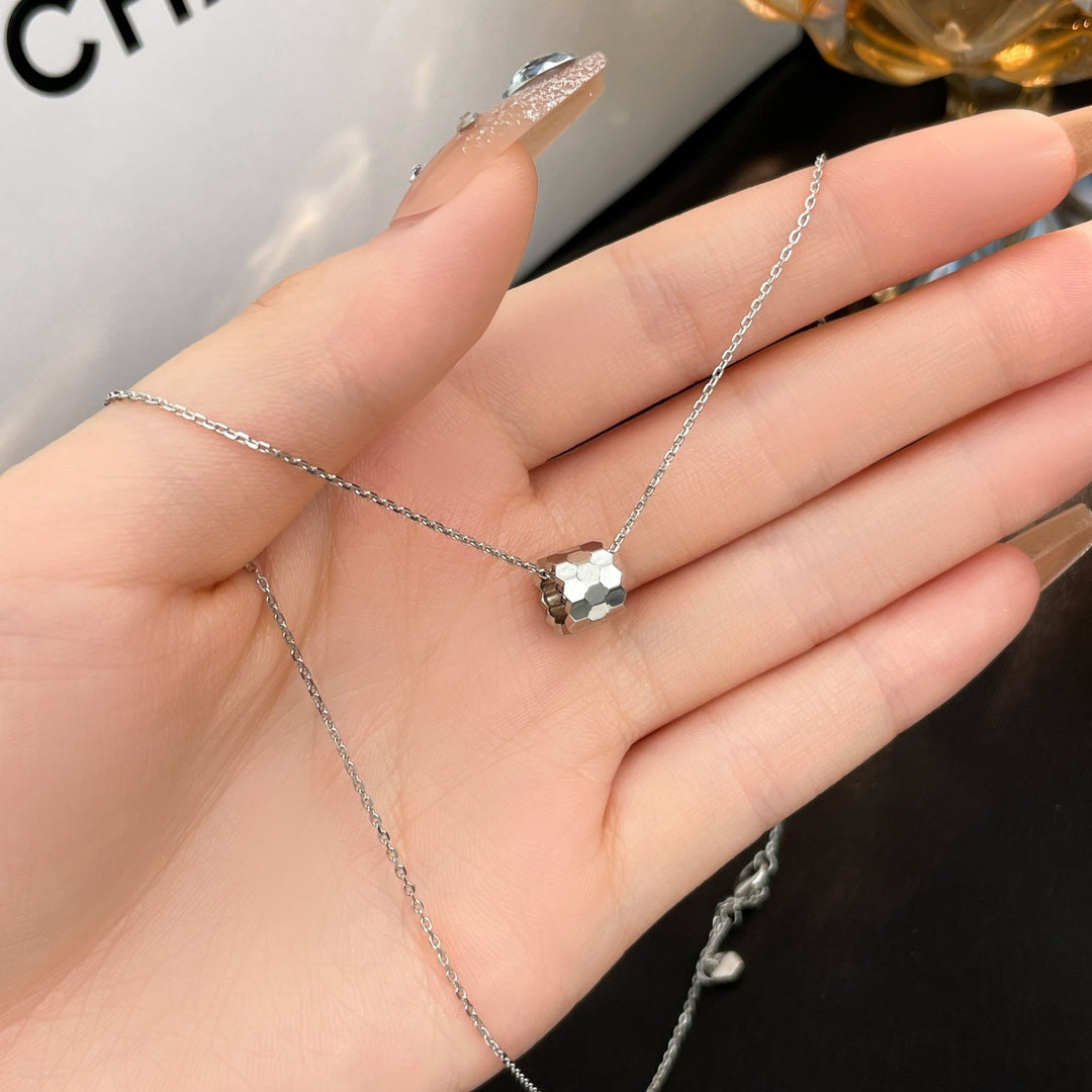 ¡®Sprite Jewelry¡¯BEE MINI NECKLACE