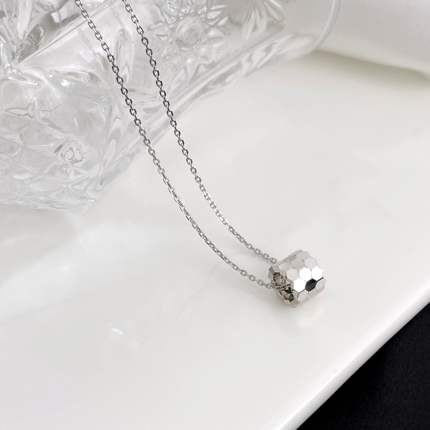 ¡®Sprite Jewelry¡¯BEE MINI NECKLACE