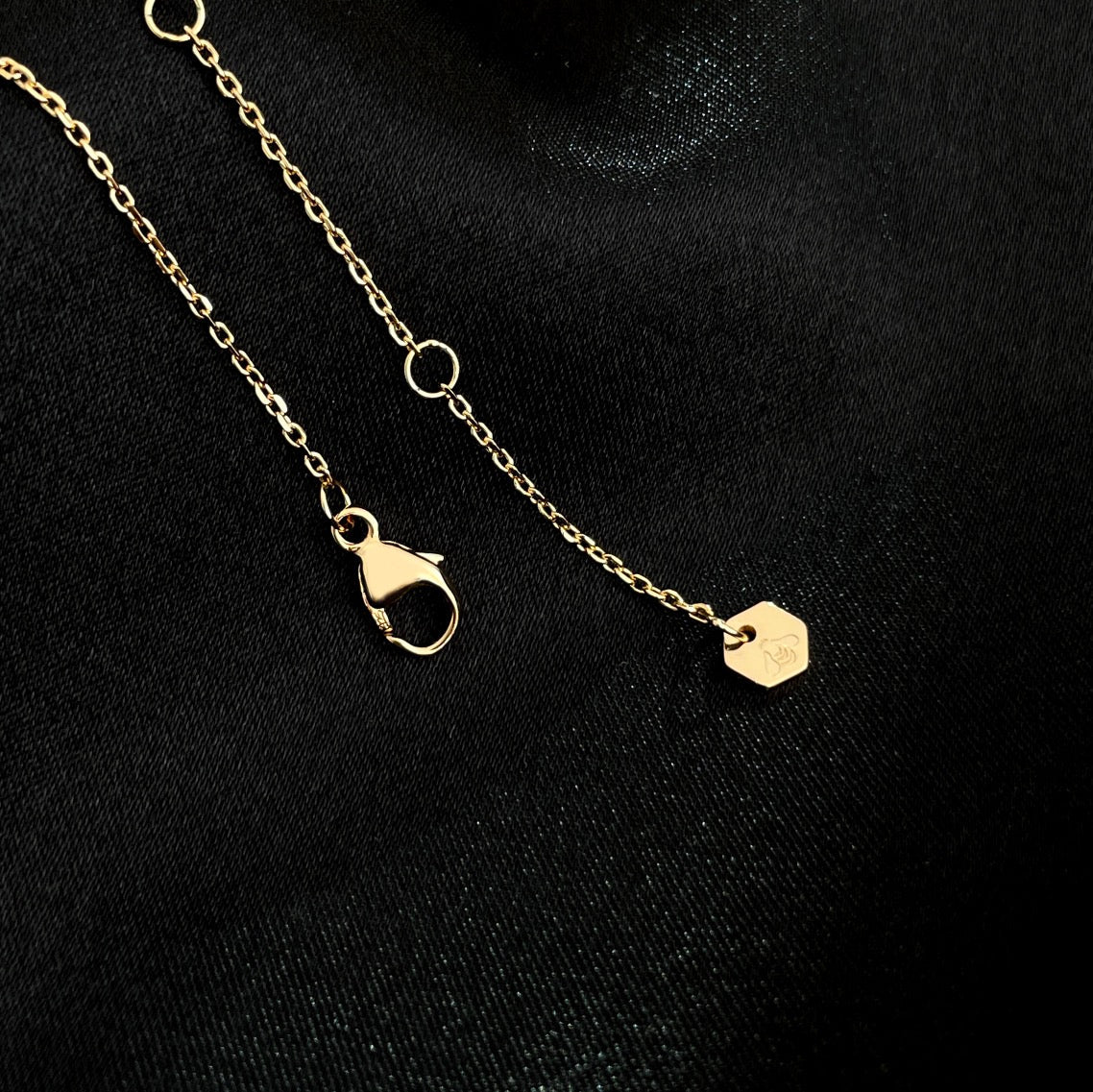 ¡®Sprite Jewelry¡¯BEE MINI NECKLACE