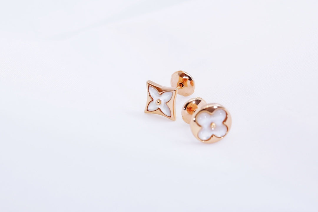 ¡®Sprite Jewelry¡¯STAR AND SUN PINK GOLD MOP STUD EARRINGS