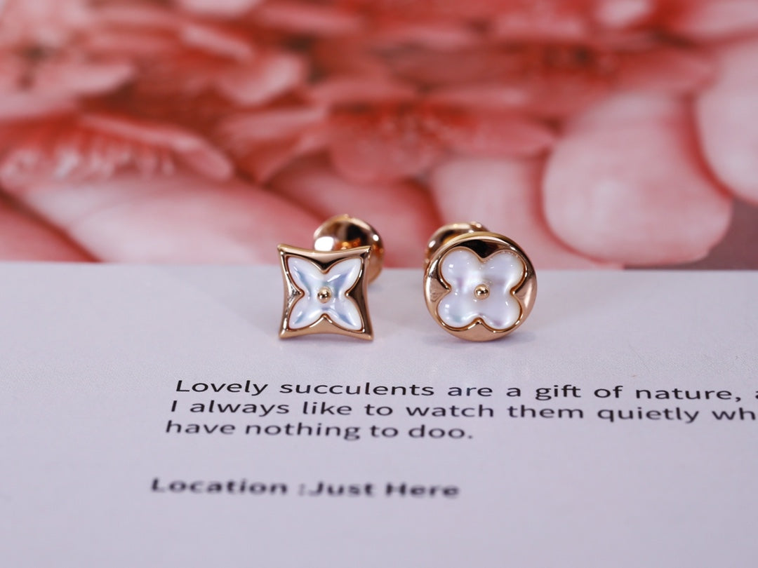 ¡®Sprite Jewelry¡¯STAR AND SUN PINK GOLD MOP STUD EARRINGS
