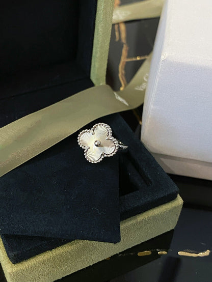 ¡®Sprite Jewelry¡¯CLOVER SILVER RING