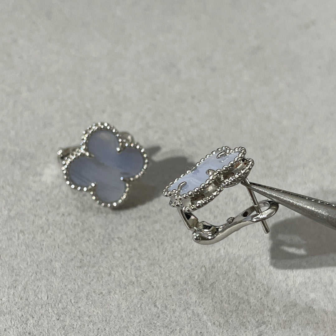 ¡®Sprite Jewelry¡¯CLOVER CHALCEDONY SILVER STUD EARRINGS