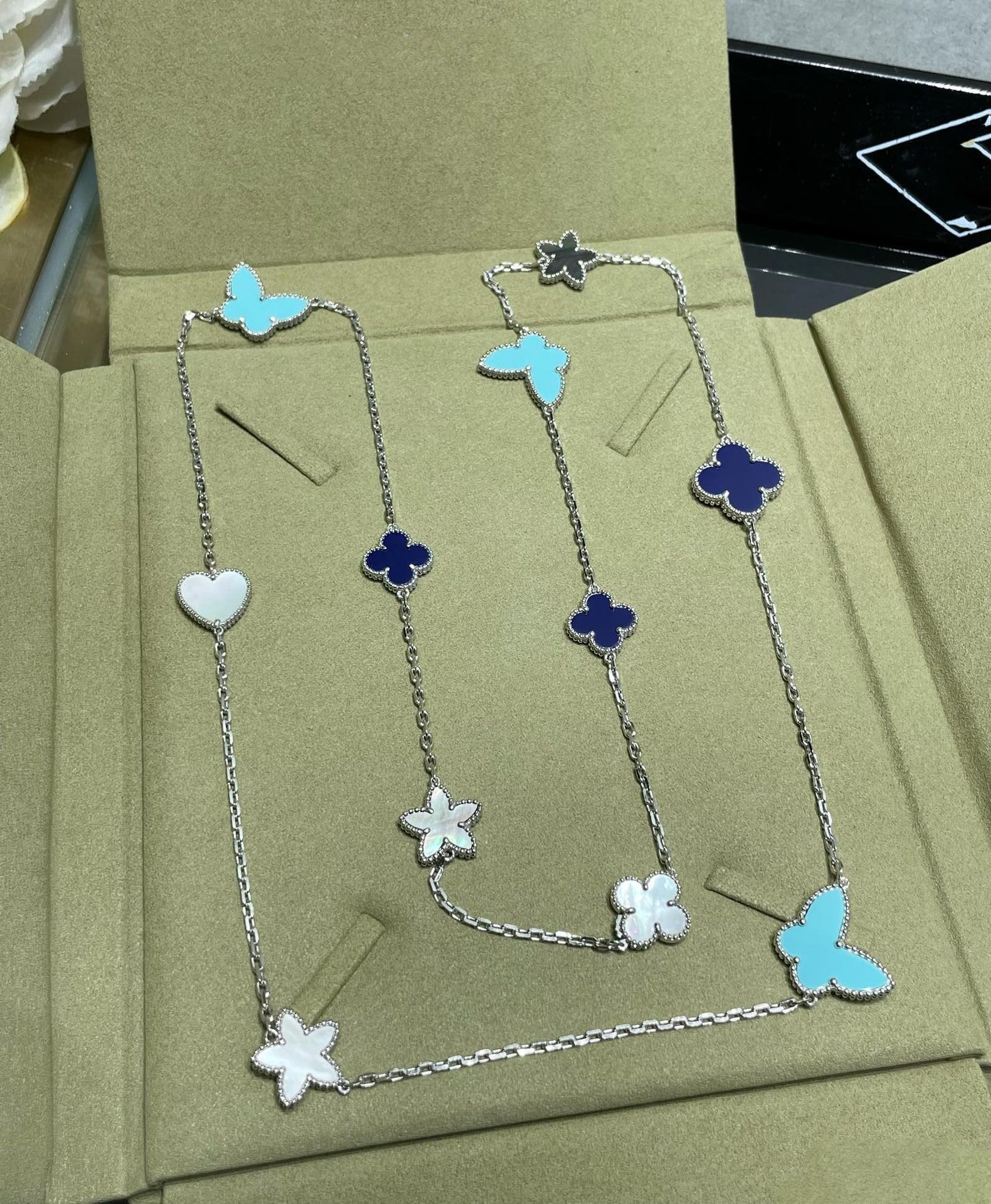 ¡®Sprite Jewelry¡¯LUCKY CLOVER SILVER 11 MOTIF NECKLACE