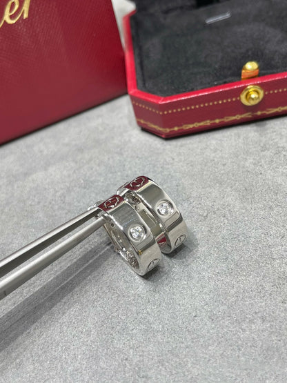 ¡®Sprite Jewelry¡¯LOVE 5.5MM 1 DIAMOND EARRINGS