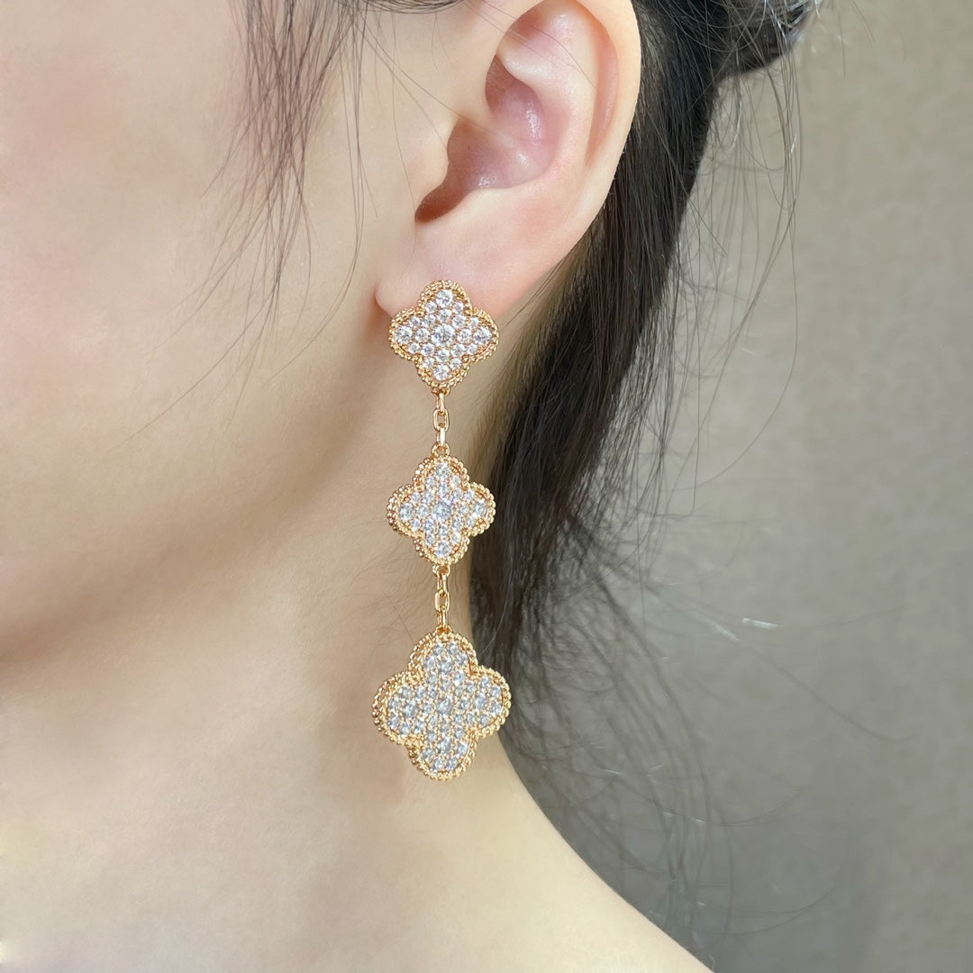 ¡®Sprite Jewelry¡¯CLOVER 3 MOTIFS DIAMOND PAVED ROSE GOLD EARRINGS