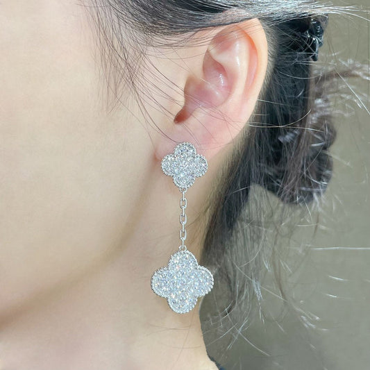 ¡®Sprite Jewelry¡¯CLOVER 2 MOTIFS DIAMOND PAVED SILVER EARRINGS
