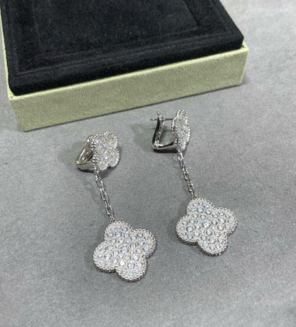 ¡®Sprite Jewelry¡¯CLOVER 2 MOTIFS DIAMOND PAVED SILVER EARRINGS