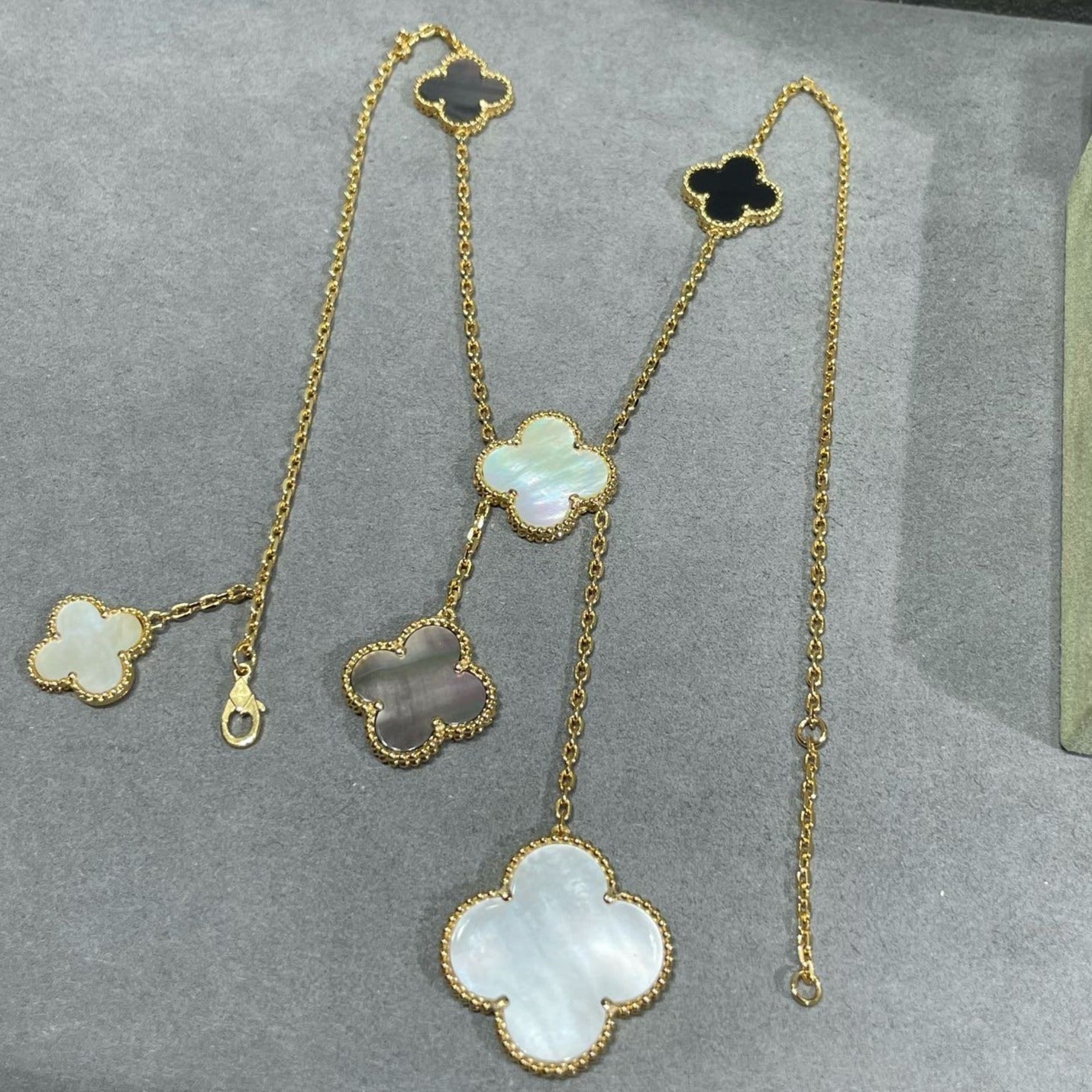 ¡®Sprite Jewelry¡¯CLOVER 6 MOTIF MOP ONYX GOLD NECKLACE