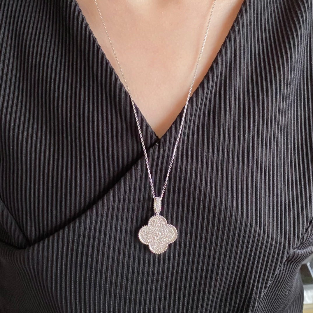 ¡®Sprite Jewelry¡¯CLOVER 25MM LARGE PEDANT DIAMOND PAVED LONG NECKLACE