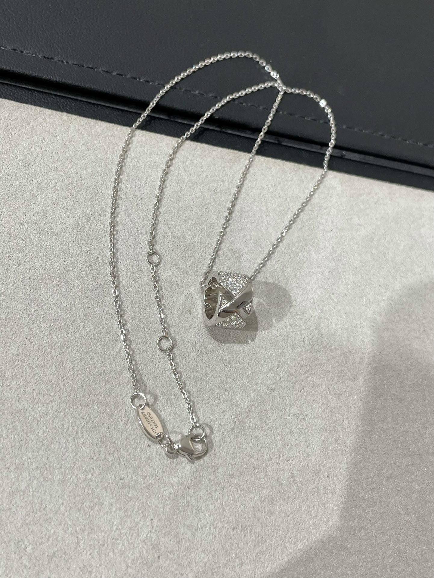 ¡®Sprite Jewelry¡¯LIENS EVIDENCE DIAMOND PAVED NECKLACE