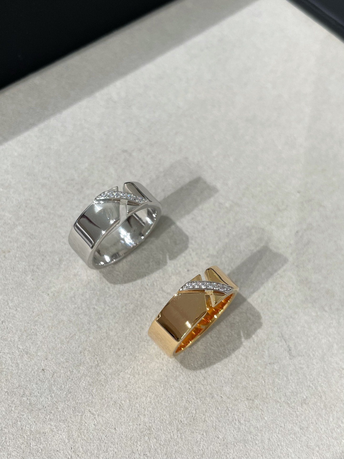¡®Sprite Jewelry¡¯LIENS EVIDENCE DIAOMOND RING