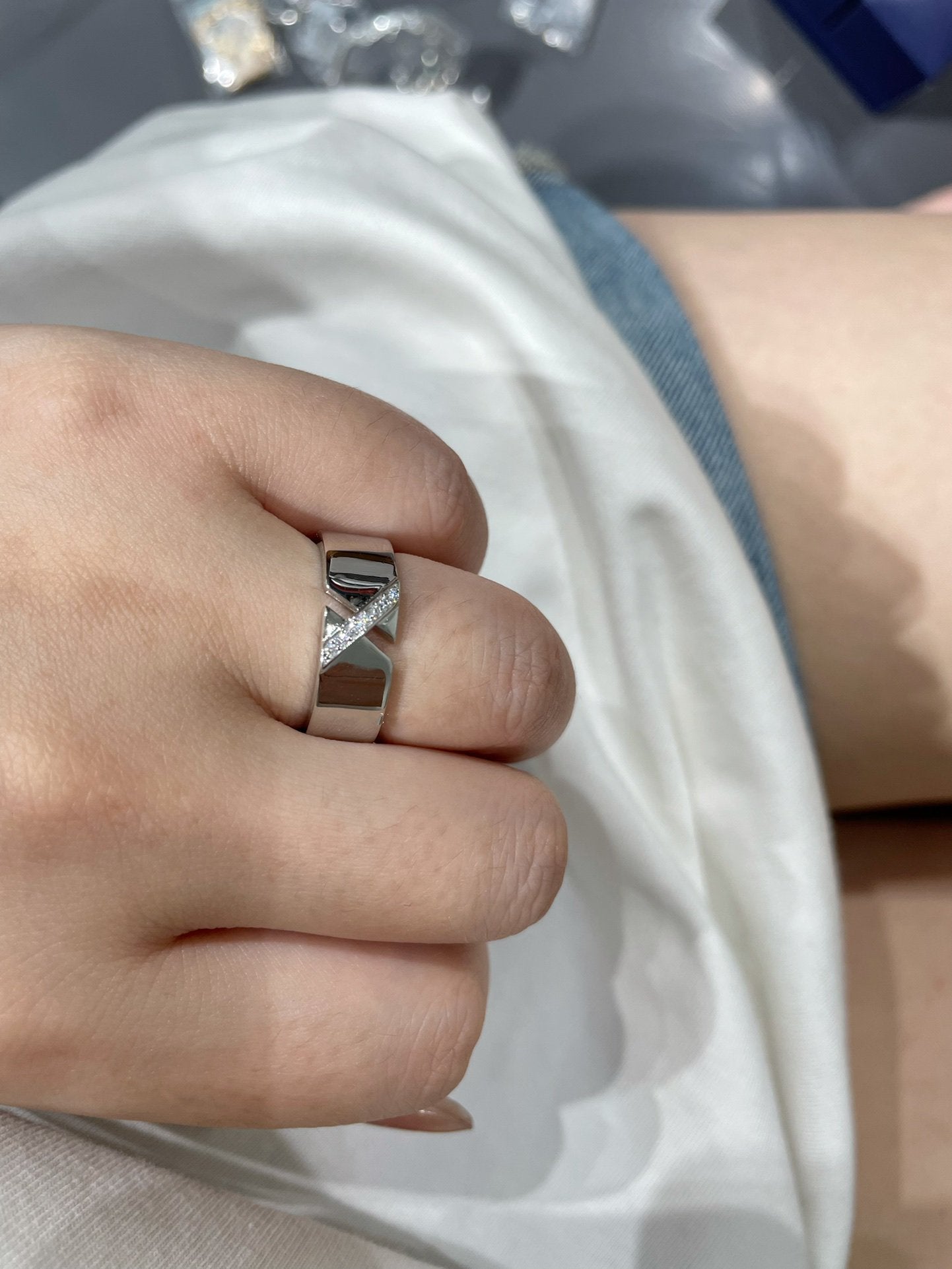 ¡®Sprite Jewelry¡¯LIENS EVIDENCE DIAOMOND RING